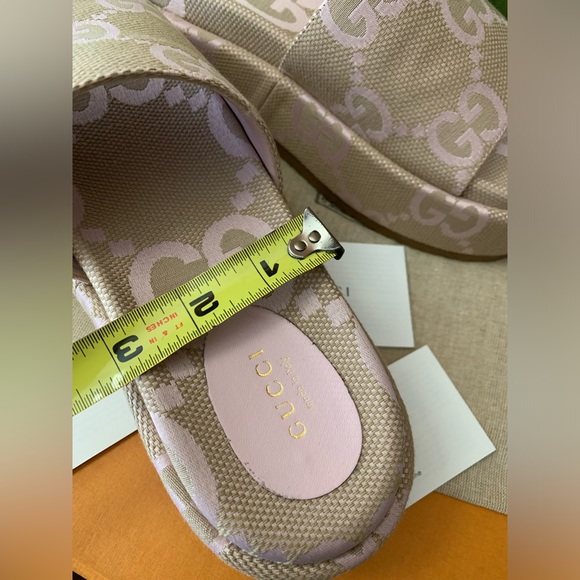 Sold✨Spanking BRAND NEW GUCCI SANDALS✨✨✨ - Picture 11 of 15